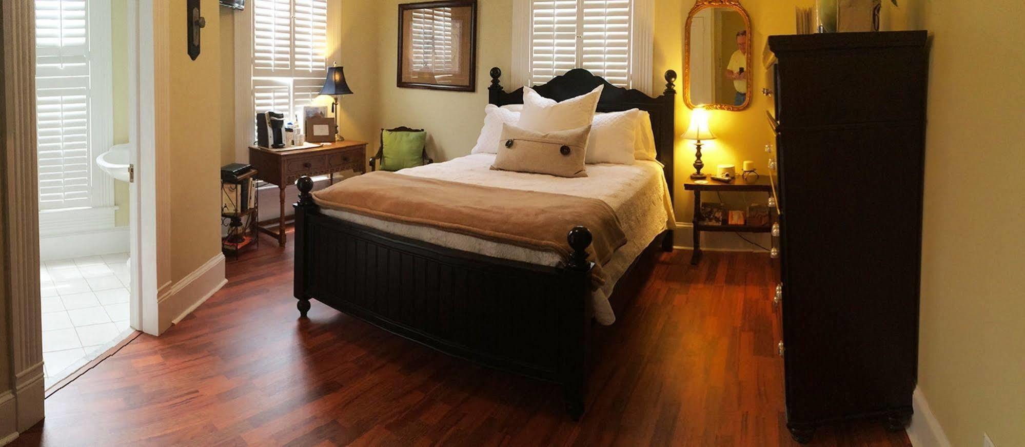 ג'סאפ Trowell Historic Inn מראה חיצוני תמונה